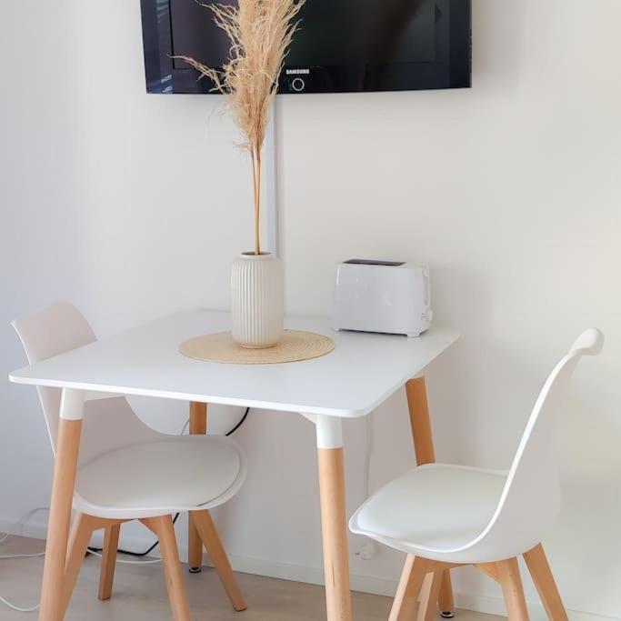 New Studio Pastel Near Helsinki Airport In Kivistoe فانتا المظهر الخارجي الصورة